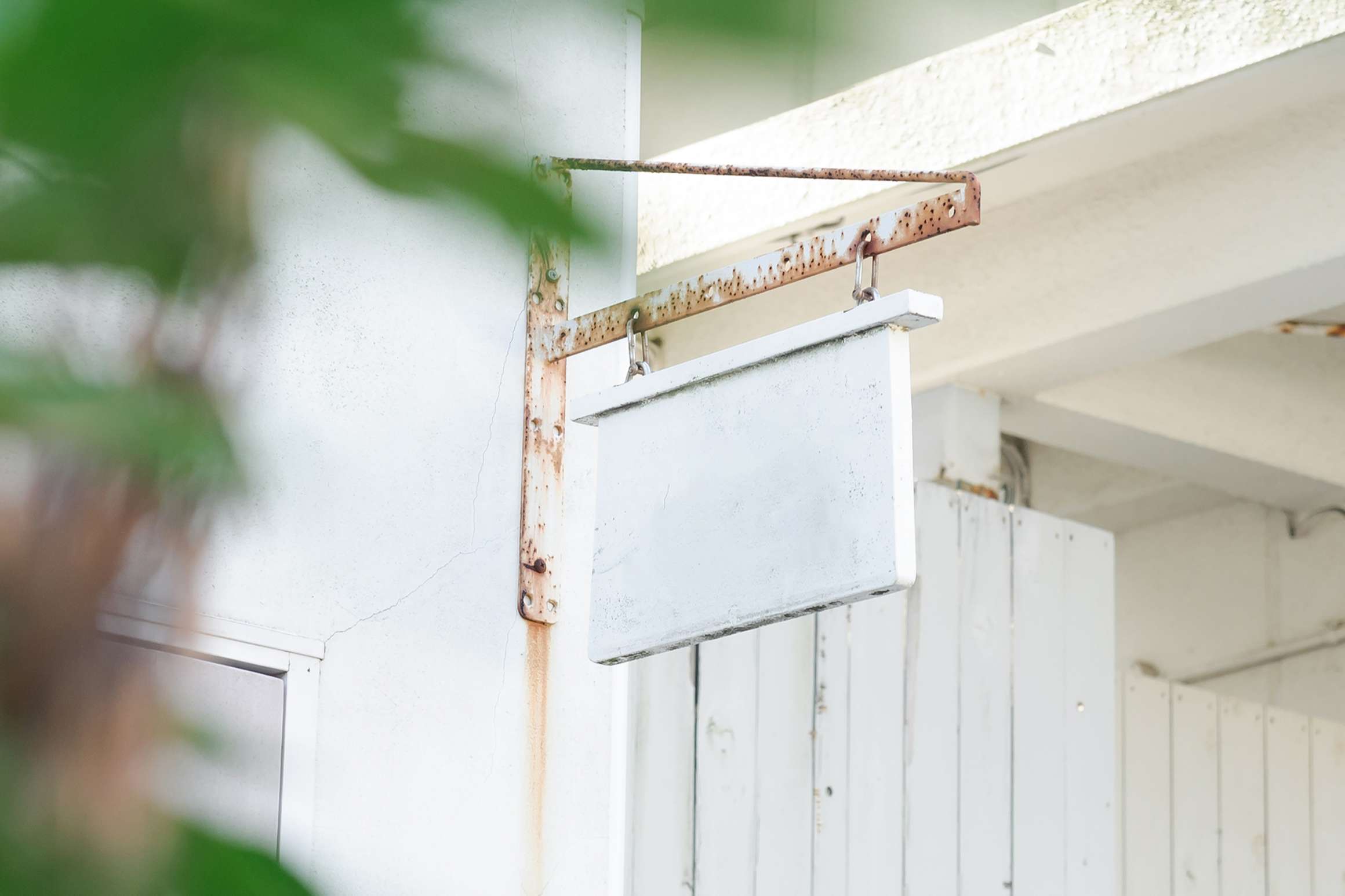 店舗の看板の画像